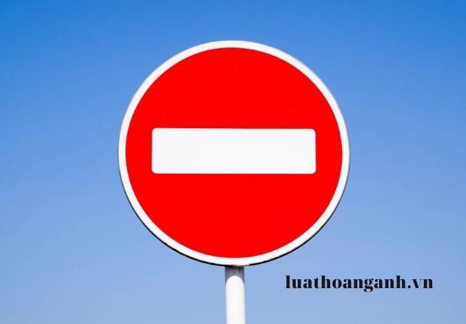 Đình công là gì? Trường hợp nào đình công bất hợp pháp?
