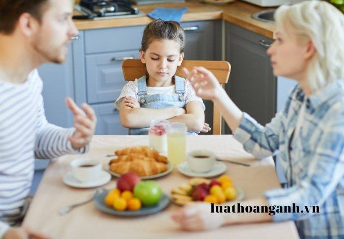 Khi nào cha mẹ phải bồi thường thiệt hại do con gây ra?