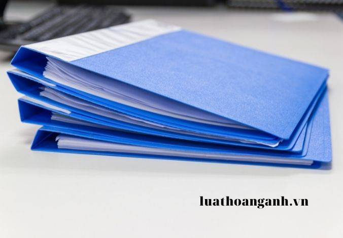 Quy trình, thủ tục về việc giao, gửi bản án được quy định như thế nào?