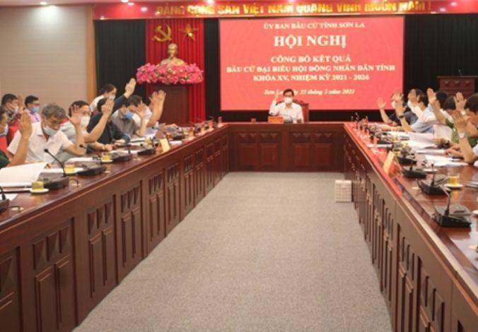 Hoạt động của người, phương tiện trong khu vực Biên giới đất liền?