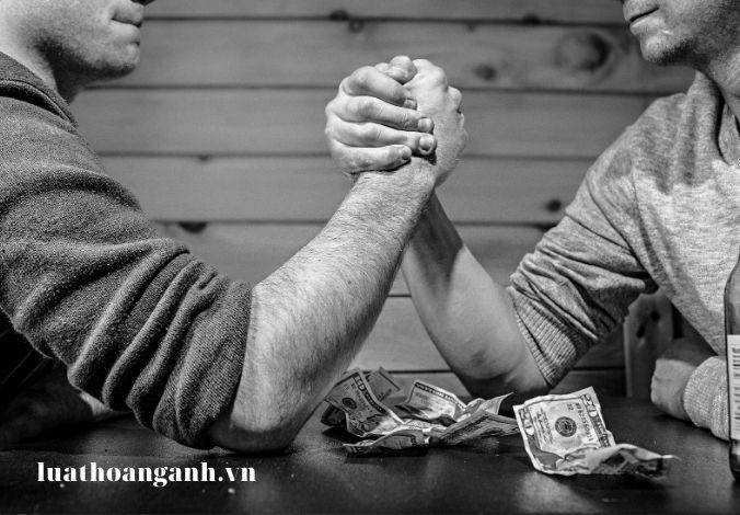 Đặc điểm của hành vi cạnh tranh không lành mạnh là gì?