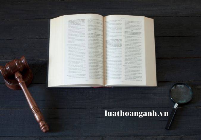 Hiểu như thế nào về công nhiên chiếm đoạt tài sản? 