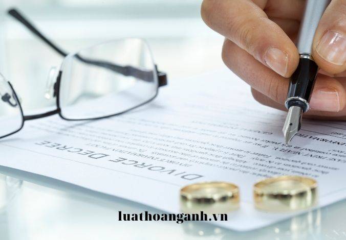 Dịch vụ Luật sư tư vấn ly hôn đơn phương tại Thị xã Đông Triều - Quảng Ninh